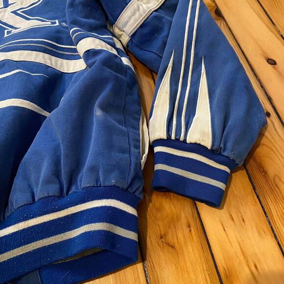 Vintage 1990s Distressed UK Kentucky Wildcats Denim Embroidered Denim Jacket S - Picture 4 of 6